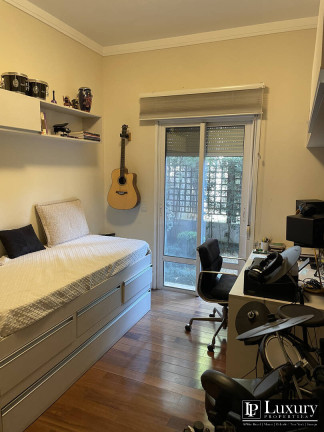 Imagem Apartamento com 2 Quartos à Venda, 300 m² em Alto De Pinheiros - São Paulo