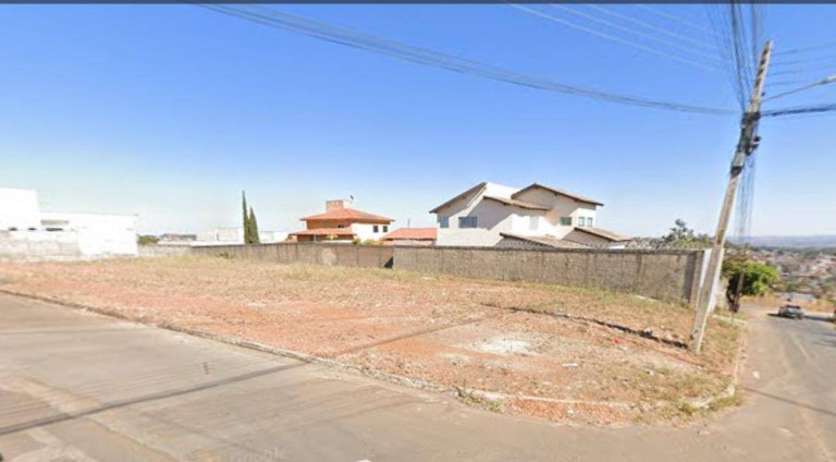 Terreno à Venda, 1 m² em Residencial Itatiaia - Anápolis