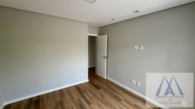 Imagem Casa de Condomínio com 3 Quartos à Venda, 210 m² em Cezar De Souza - Mogi Das Cruzes