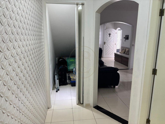 Imagem Casa com 3 Quartos à Venda, 170 m² em Santa Paula - Jacareí Imagem Casa com 3 Quartos à Venda, 170 m² em Santa Paula - Jacareí