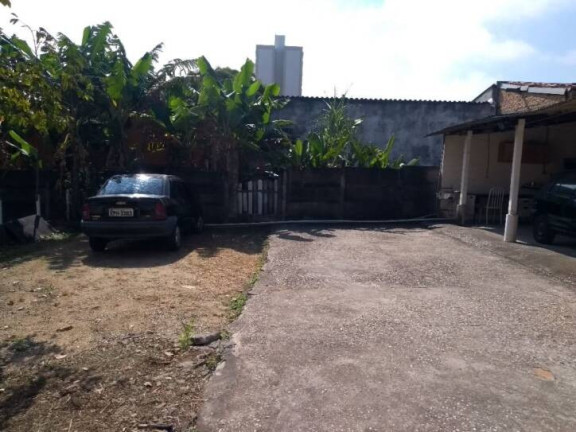 Imagem Casa com 3 Quartos à Venda, 200 m² em Vila São José - Taubaté Imagem Casa com 3 Quartos à Venda, 200 m² em Vila São José - Taubaté