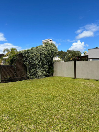 Imagem Casa com 4 Quartos à Venda, 320 m² em Capão Novo - Capao Da Canoa