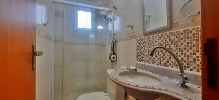 Imagem Apartamento com 2 Quartos à Venda, 69 m² em Guilhermina - Praia Grande
