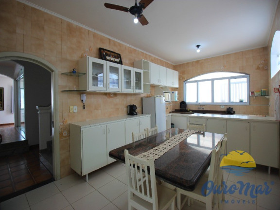 Imagem Casa com 4 Quartos para Alugar ou Temporada, 420 m² em Stella Maris - Peruibe Imagem Casa com 4 Quartos para Alugar ou Temporada, 420 m² em Stella Maris - Peruibe