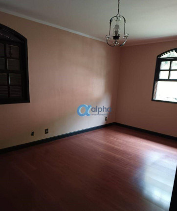 Imagem Casa com 4 Quartos à Venda ou Locação, 232 m² em Corrêas - Petrópolis