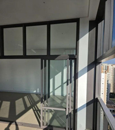 Imagem Apartamento com 3 Quartos à Venda, 181 m² em Gleba Palhano - Londrina