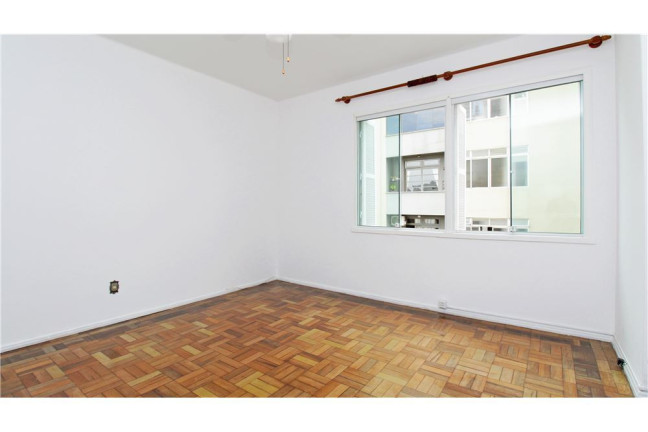Imagem Apartamento com 2 Quartos à Venda, 63 m² em Cidade Baixa - Porto Alegre