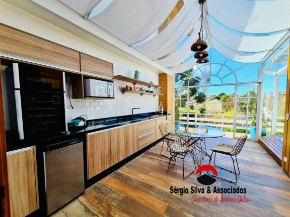 Imagem Casa com 6 Quartos à Venda, 2 m² em Vila Capivari - Campos Do Jordão