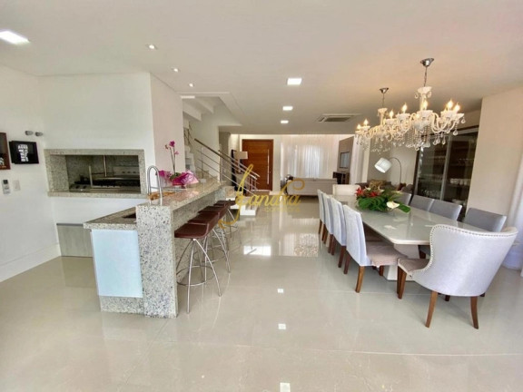 Imagem Casa de Condomínio com 4 Quartos à Venda, 340 m² em Centro - Xangri-la
