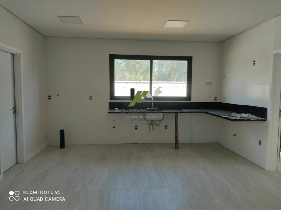 Imagem Casa com 4 Quartos à Venda, 350 m²