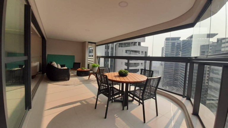 Apartamento com 3 Quartos para Alugar, 196 m² em Chácara Santo Antônio (zona Sul) - São Paulo
