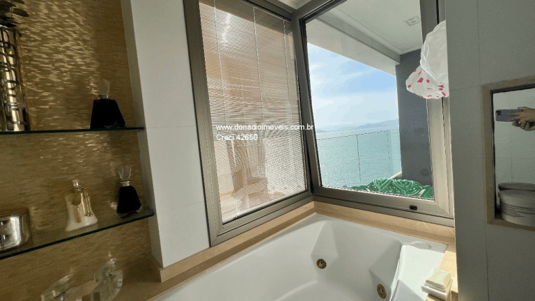 Imagem Apartamento com 3 Quartos à Venda, 209 m² em Agronômica - Florianópolis