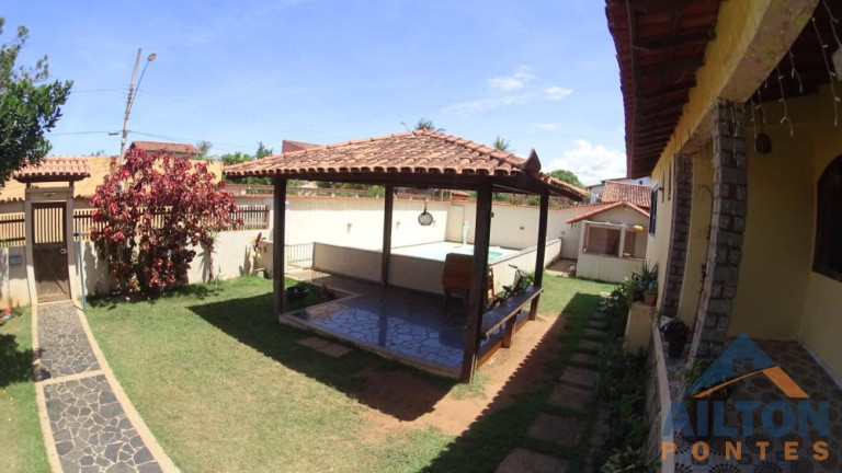 Imagem Casa com 4 Quartos à Venda, 154 m² em Santa Mônica - Guarapari