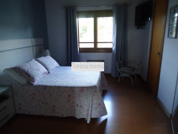 Imagem Sobrado com 3 Quartos à Venda, 176 m² em Jardim Sabará - Porto Alegre Imagem Sobrado com 3 Quartos à Venda, 176 m² em Jardim Sabará - Porto Alegre