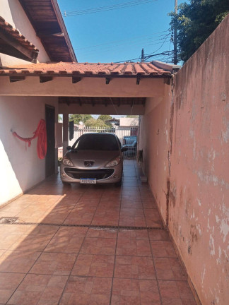 Imagem Casa com 3 Quartos à Venda, 300 m² em Vila Passos - Arapongas