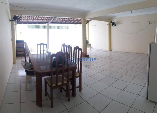 Imagem Casa com 3 Quartos à Venda, 175 m² em Maraponga - Fortaleza Imagem Casa com 3 Quartos à Venda, 175 m² em Maraponga - Fortaleza