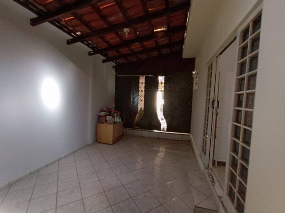 Imagem Casa com 3 Quartos à Venda, 200 m² em Maracanã - Anápolis