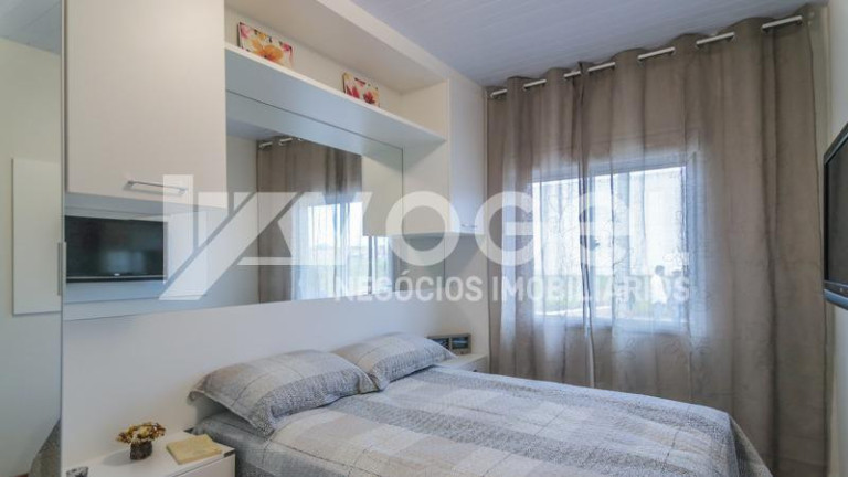 Imagem Casa com 2 Quartos à Venda, 150 m² em Restinga - Porto Alegre