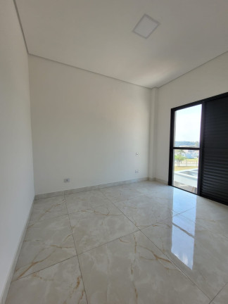 Imagem Sobrado com 3 Quartos à Venda, 127 m² em Villas Do Jaguari - Santana De Parnaíba