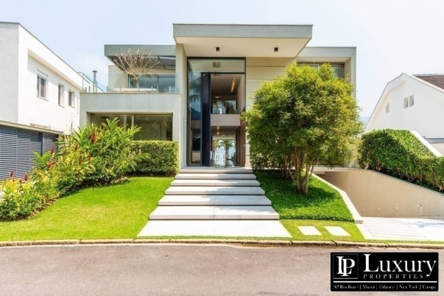 Imagem Casa com 8 Quartos à Venda, 647 m² em Tabatinga - Caraguatatuba