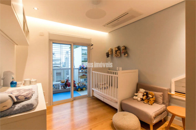 Imagem Apartamento com 4 Quartos à Venda, 240 m² em Jardim América - São Paulo Imagem Apartamento com 4 Quartos à Venda, 240 m² em Jardim América - São Paulo