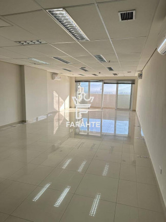 Sala Comercial para Alugar, 94 m² em Centro - Santos