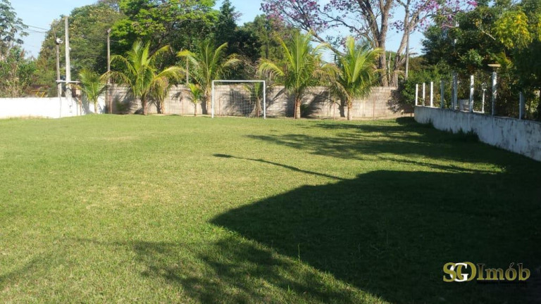 Imagem Chácara com 6 Quartos à Venda, 300 m²