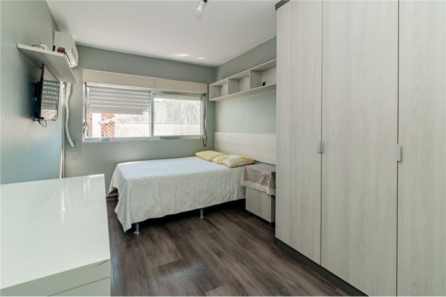 Imagem Imóvel com 2 Quartos à Venda,  em Partenon - Porto Alegre