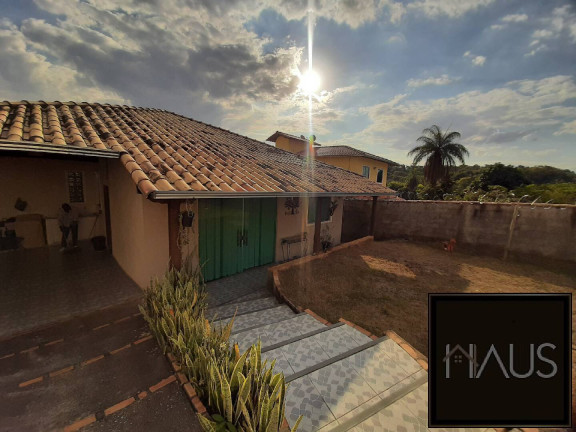 Imagem Casa com 3 Quartos à Venda, 550 m² em Barreiro Do Amaral - Santa Luzia Imagem Casa com 3 Quartos à Venda, 550 m² em Barreiro Do Amaral - Santa Luzia