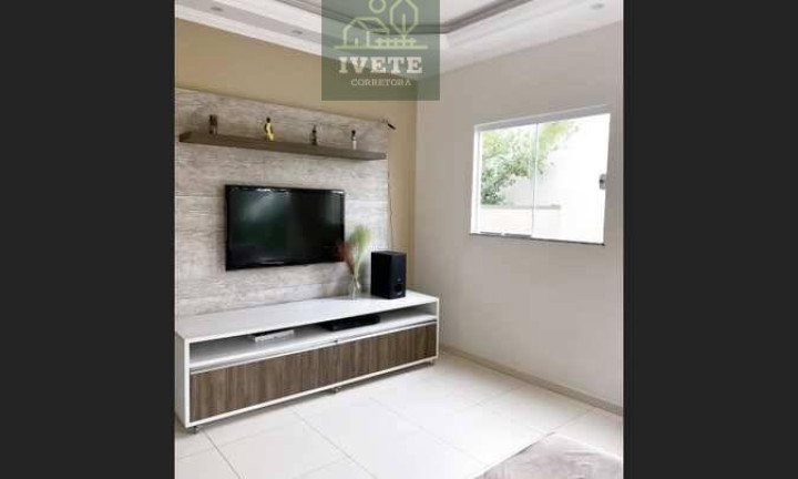 Imagem Casa com 2 Quartos à Venda, 127 m²