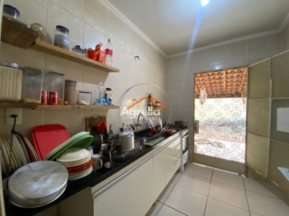 Imagem Casa com 3 Quartos à Venda, 100 m² em Vila Santa Luzia - Mogi Mirim Imagem Casa com 3 Quartos à Venda, 100 m² em Vila Santa Luzia - Mogi Mirim