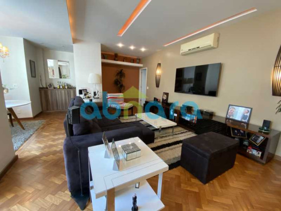Imagem Apartamento com 3 Quartos à Venda, 220 m² em Copacabana - Rio De Janeiro Imagem Apartamento com 3 Quartos à Venda, 220 m² em Copacabana - Rio De Janeiro
