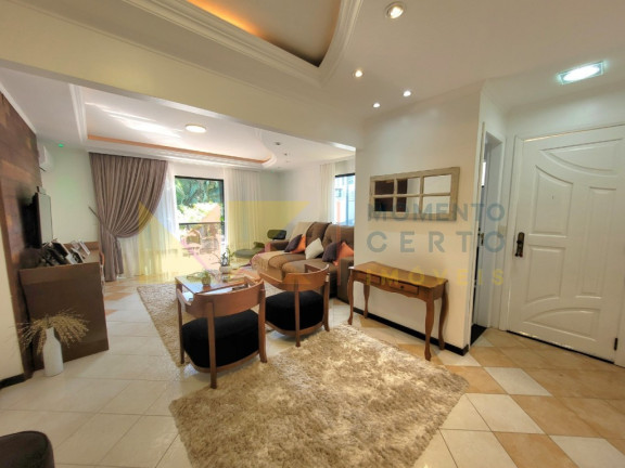 Imagem Casa com 3 Quartos à Venda, 458 m² em Vila Nova - Blumenau Imagem Casa com 3 Quartos à Venda, 458 m² em Vila Nova - Blumenau