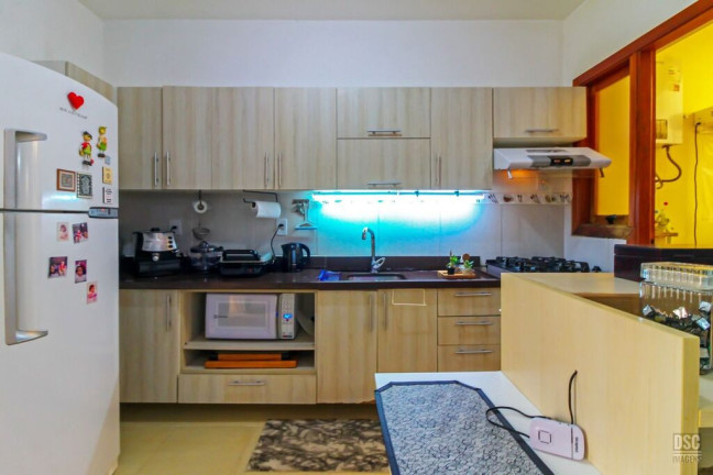 Imagem Casa com 2 Quartos à Venda, 64 m² em Hípica - Porto Alegre