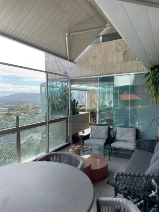 Imagem Apartamento com 3 Quartos à Venda, 220 m² em Barra Da Tijuca - Rio De Janeiro
