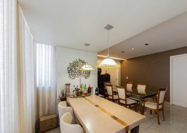 Imagem Imóvel com 3 Quartos à Venda, 135 m² em Belvedere - Belo Horizonte