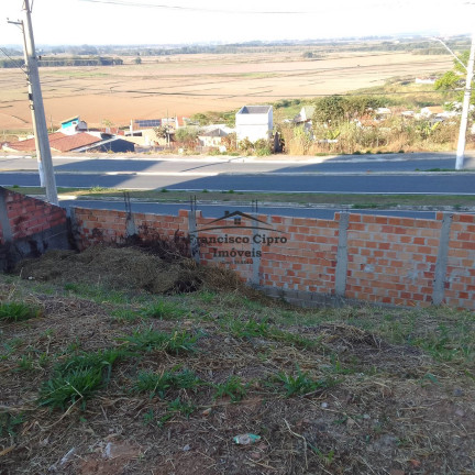 Imagem Casa com 1 Quarto à Venda, 80 m² em Village Santana - Guaratinguetá