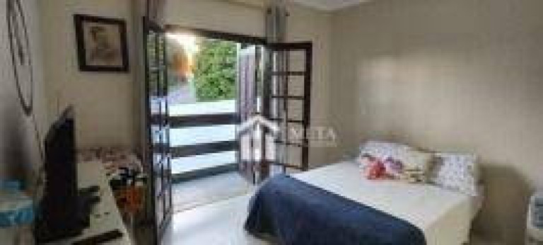 Imagem Imóvel com 3 Quartos à Venda, 228 m² em Alpes Da Cantareira - Mairiporã Imagem Imóvel com 3 Quartos à Venda, 228 m² em Alpes Da Cantareira - Mairiporã