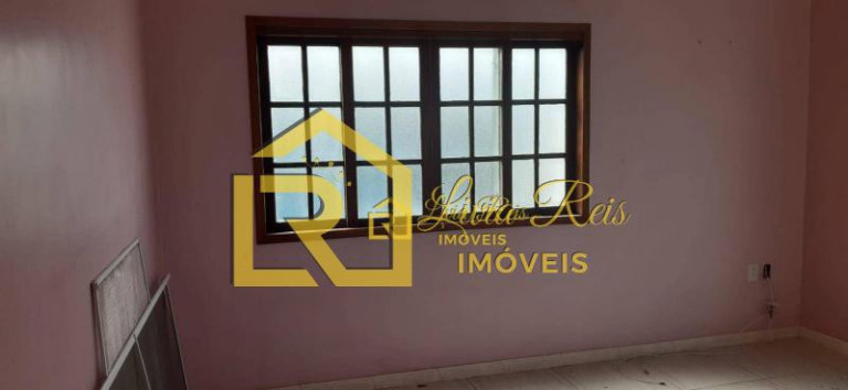 Imagem Casa com 4 Quartos à Venda, 242 m² em Costazul - Rio Das Ostras