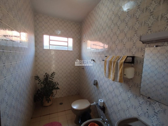 Imagem Casa com 3 Quartos à Venda, 277 m² em Mercês - Uberaba Imagem Casa com 3 Quartos à Venda, 277 m² em Mercês - Uberaba
