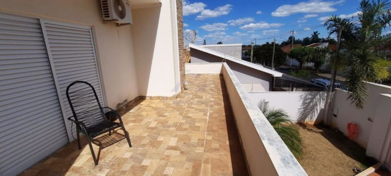 Imagem Sobrado com 3 Quartos à Venda, 199 m² em Centro - Guararapes Imagem Sobrado com 3 Quartos à Venda, 199 m² em Centro - Guararapes