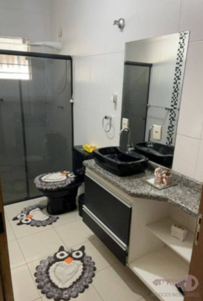 Imagem Casa com 3 Quartos à Venda, 180 m² em Wanel Ville - Sorocaba Imagem Casa com 3 Quartos à Venda, 180 m² em Wanel Ville - Sorocaba