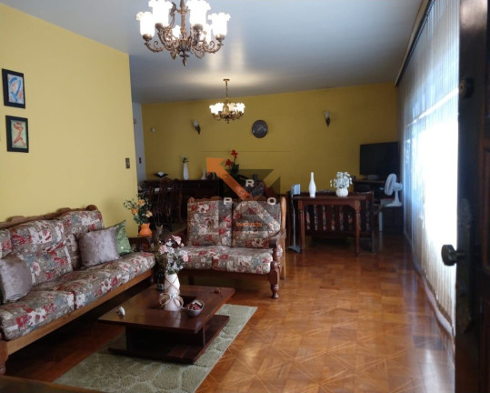 Imagem Casa com 3 Quartos à Venda, 335 m² em Jardim Da Saúde - São Paulo