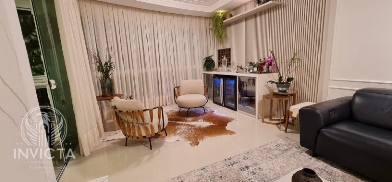 Imagem Apartamento com 3 Quartos à Venda, 196 m² em Centro - Balneário Camboriú Imagem Apartamento com 3 Quartos à Venda, 196 m² em Centro - Balneário Camboriú