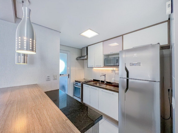 Imagem Imóvel com 2 Quartos à Venda, 72 m² em Petrópolis - Porto Alegre