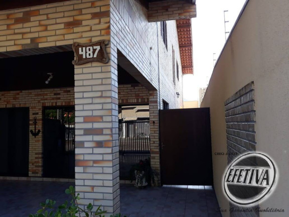 Imagem Casa com 4 Quartos à Venda, 247 m² em Centro - Guaratuba