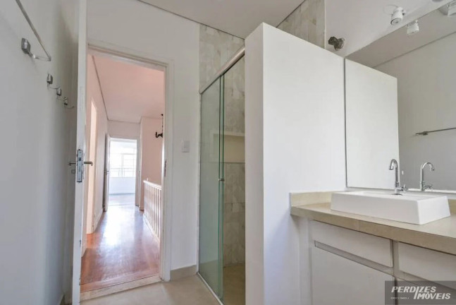 Imagem Casa com 3 Quartos para Alugar, 250 m² em Perdizes - São Paulo