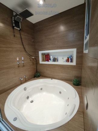 Imagem Casa com 3 Quartos à Venda, 180 m²