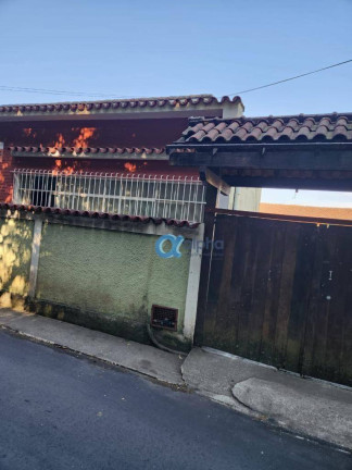 Imagem Casa com 6 Quartos à Venda, 80 m² em Mosela - Petrópolis Imagem Casa com 6 Quartos à Venda, 80 m² em Mosela - Petrópolis
