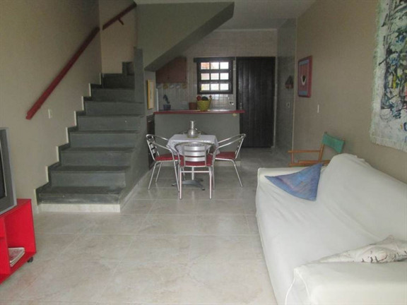 Imagem Sobrado com 2 Quartos à Venda, 72 m² em Gaivotas - Itanhaem